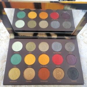 NOMAD Berlin Underground eyeshadow palette